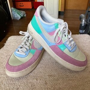 Nike Men’s Easter AF1 Lows